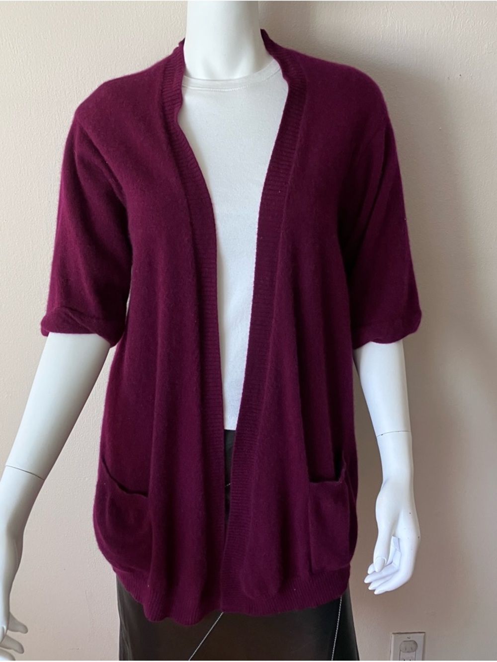 Ann Taylor Loft burgundy cashmere short sleeve open cardigan